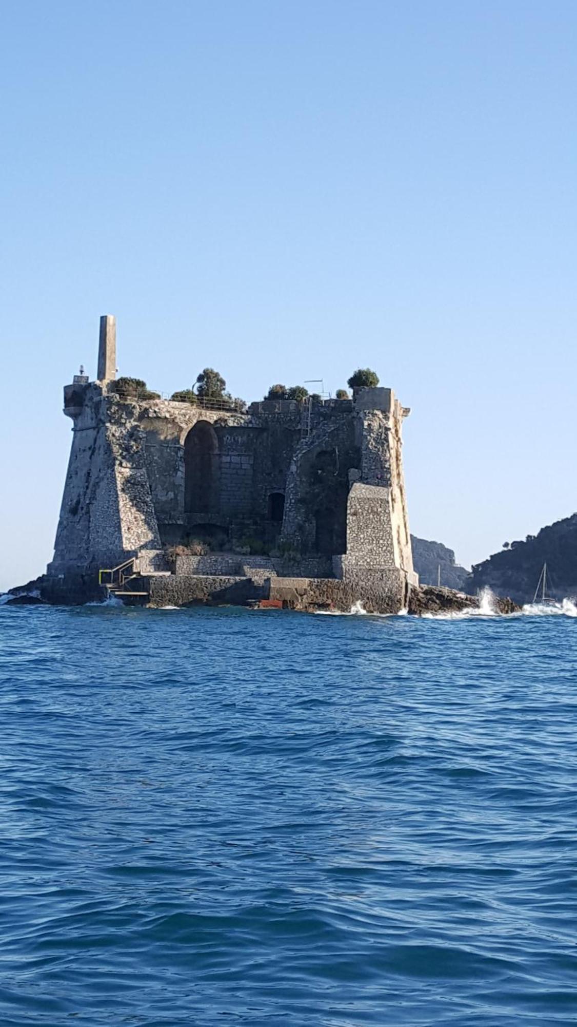 La Stanzetta Dei Rosa Apartman Porto Venere Kültér fotó